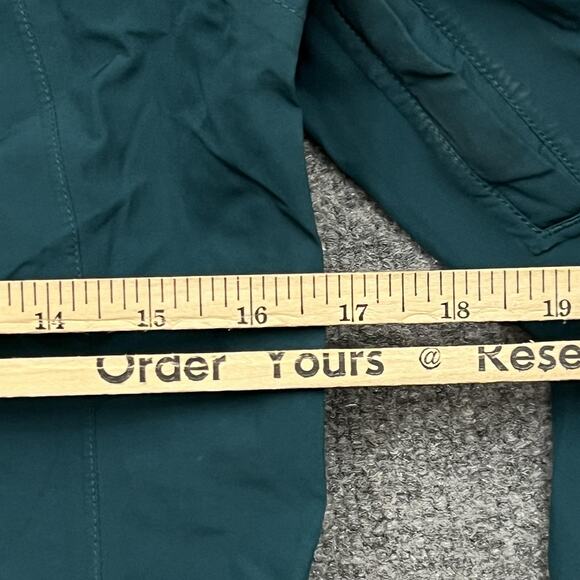 Marmot Jacket Womens XS Green Gore Tex Hooded Waterproof Shell Rain Coat Outdoor - Picture 10 of 11